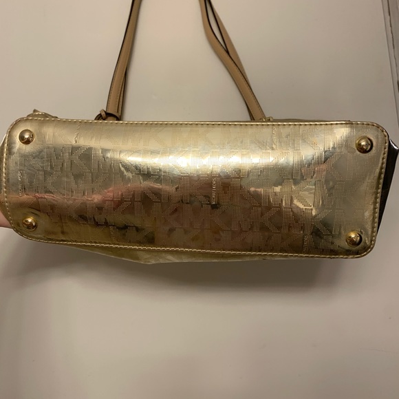 Michael Kors shiny gold tote purse and wristlet - Picture 5 of 5